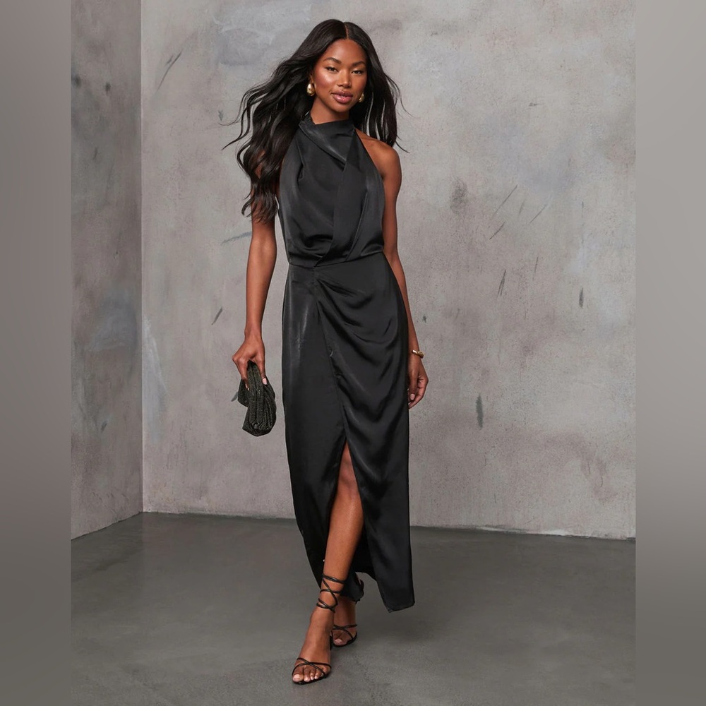 Jaelyn Halter Neck Satin Maxi Dress